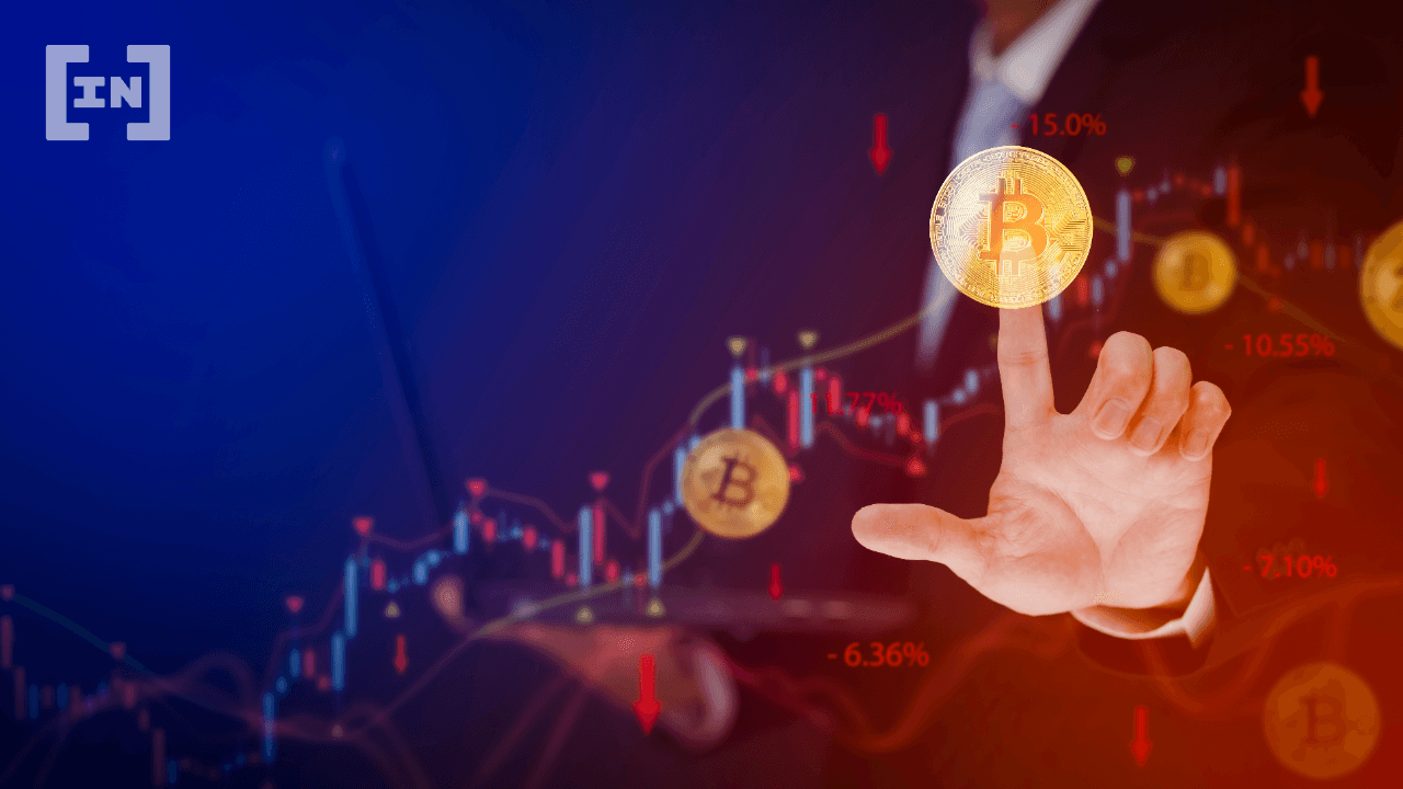 Bitcoin (BTC) konsoliduje się w pobliżu 21 000 USD po spadku z lokalnego szczytu