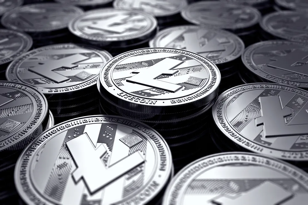 Litecoin budzi się, podążając za swoim Wielkim Bratem Bitcoinem